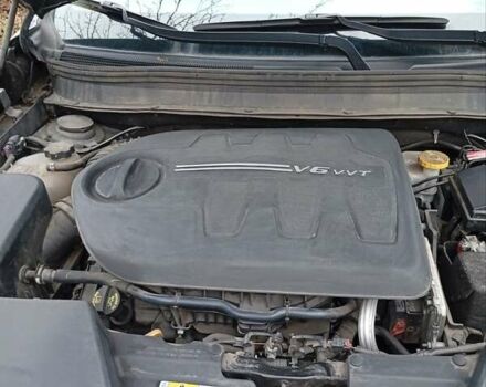 Серый Джип Чероки, объемом двигателя 3.24 л и пробегом 53 тыс. км за 20000 $, фото 3 на Automoto.ua