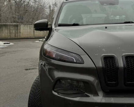 Серый Джип Чероки, объемом двигателя 3.24 л и пробегом 85 тыс. км за 16500 $, фото 13 на Automoto.ua