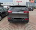 Сірий Джип Cherokee, об'ємом двигуна 2.36 л та пробігом 190 тис. км за 12000 $, фото 4 на Automoto.ua