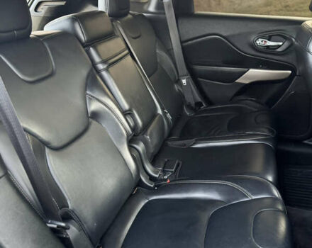 Серый Джип Чероки, объемом двигателя 3.24 л и пробегом 144 тыс. км за 17000 $, фото 20 на Automoto.ua