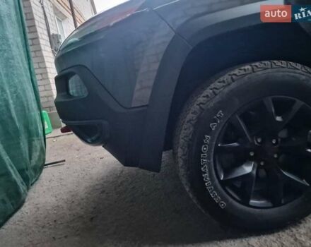 Сірий Джип Cherokee, об'ємом двигуна 2.4 л та пробігом 117 тис. км за 17000 $, фото 29 на Automoto.ua