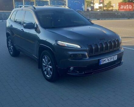 Серый Джип Чероки, объемом двигателя 2.36 л и пробегом 178 тыс. км за 15600 $, фото 2 на Automoto.ua