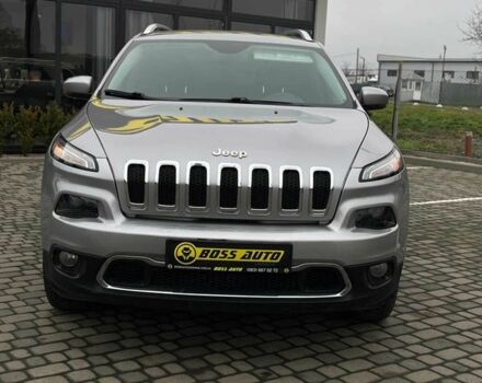 Серый Джип Чероки, объемом двигателя 2.4 л и пробегом 173 тыс. км за 16000 $, фото 1 на Automoto.ua