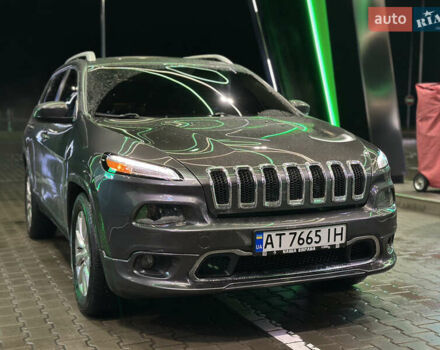 Серый Джип Чероки, объемом двигателя 3.24 л и пробегом 201 тыс. км за 16300 $, фото 24 на Automoto.ua