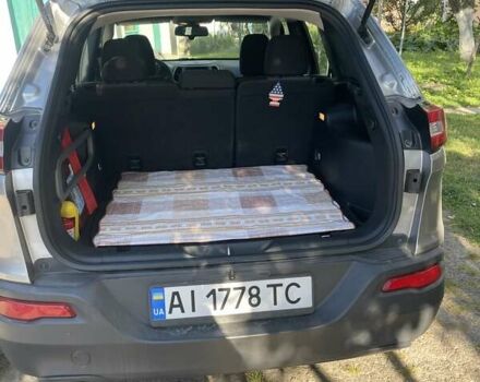 Сірий Джип Cherokee, об'ємом двигуна 2.4 л та пробігом 93 тис. км за 16500 $, фото 6 на Automoto.ua
