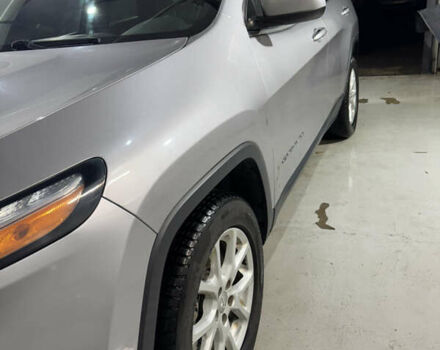 Серый Джип Чероки, объемом двигателя 2.36 л и пробегом 148 тыс. км за 11800 $, фото 5 на Automoto.ua