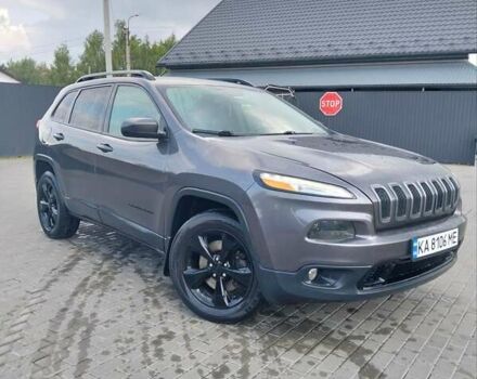 Джип Чероки 2017 в Барышевке на Automoto.ua Серый Джип Чероки, объемом двигателя 2.36 л и пробегом 175 тыс. км за 16500 $, фото 4 на Automoto.ua