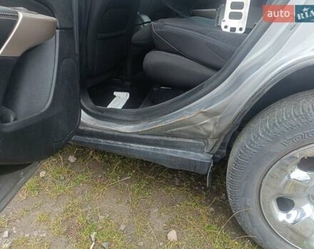 Сірий Джип Cherokee, об'ємом двигуна 2.36 л та пробігом 180 тис. км за 7700 $, фото 14 на Automoto.ua