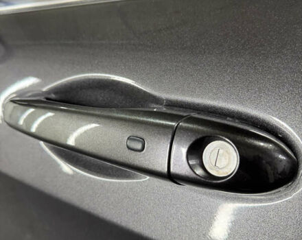 Серый Джип Чероки, объемом двигателя 3.24 л и пробегом 201 тыс. км за 16300 $, фото 126 на Automoto.ua