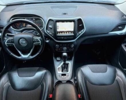 Серый Джип Чероки, объемом двигателя 3.2 л и пробегом 88 тыс. км за 4000 $, фото 13 на Automoto.ua