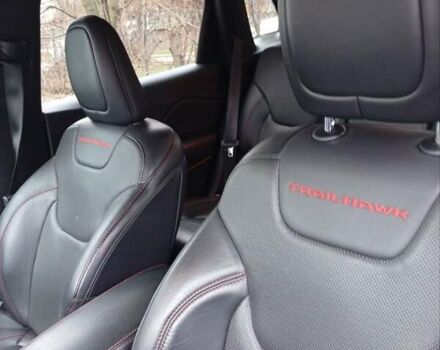 Серый Джип Чероки, объемом двигателя 3.24 л и пробегом 53 тыс. км за 20000 $, фото 5 на Automoto.ua