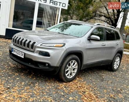 Серый Джип Чероки, объемом двигателя 2.36 л и пробегом 137 тыс. км за 14500 $, фото 4 на Automoto.ua