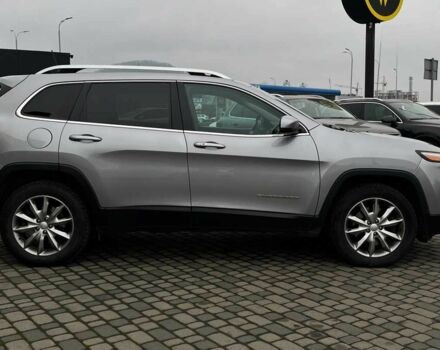 Серый Джип Чероки, объемом двигателя 2.4 л и пробегом 173 тыс. км за 16000 $, фото 7 на Automoto.ua