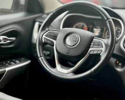 Серый Джип Чероки, объемом двигателя 2.36 л и пробегом 137 тыс. км за 14500 $, фото 11 на Automoto.ua