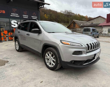 Серый Джип Чероки, объемом двигателя 2.4 л и пробегом 180 тыс. км за 13650 $, фото 8 на Automoto.ua