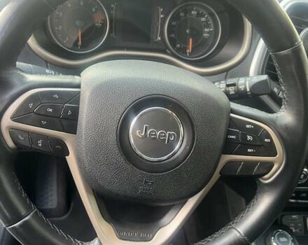Джип Чероки 2017 в Барышевке на Automoto.ua Серый Джип Чероки, объемом двигателя 2.36 л и пробегом 175 тыс. км за 16500 $, фото 18 на Automoto.ua
