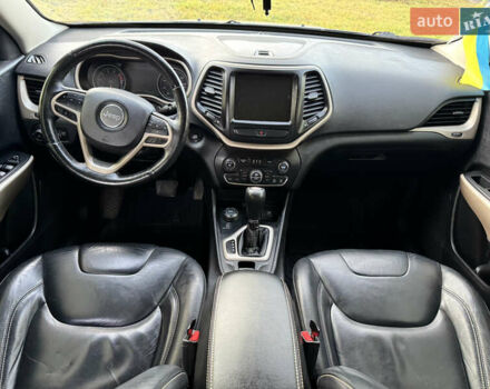 Серый Джип Чероки, объемом двигателя 3.24 л и пробегом 144 тыс. км за 17000 $, фото 29 на Automoto.ua