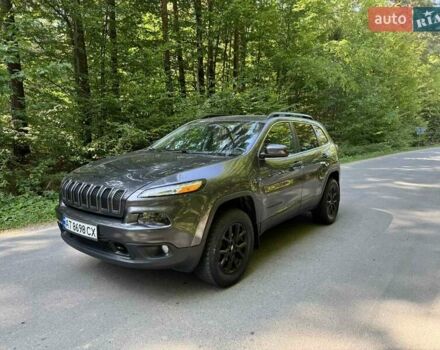 Серый Джип Чероки, объемом двигателя 3.24 л и пробегом 128 тыс. км за 16200 $, фото 1 на Automoto.ua