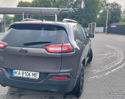 Джип Чероки 2017 в Барышевке на Automoto.ua Серый Джип Чероки, объемом двигателя 2.36 л и пробегом 175 тыс. км за 16500 $, фото 5 на Automoto.ua