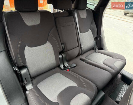 Серый Джип Чероки, объемом двигателя 2.4 л и пробегом 180 тыс. км за 13650 $, фото 26 на Automoto.ua