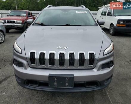 Серый Джип Чероки, объемом двигателя 3.24 л и пробегом 75 тыс. км за 3000 $, фото 4 на Automoto.ua