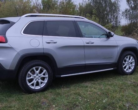 Сірий Джип Cherokee, об'ємом двигуна 2.4 л та пробігом 110 тис. км за 15800 $, фото 2 на Automoto.ua