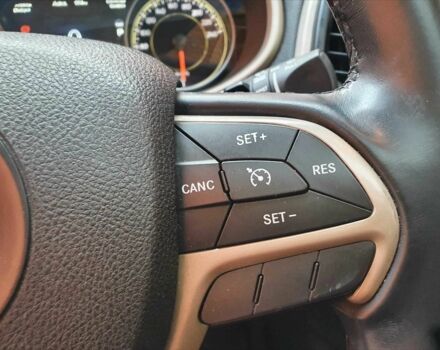 Сірий Джип Cherokee, об'ємом двигуна 0 л та пробігом 90 тис. км за 11500 $, фото 13 на Automoto.ua