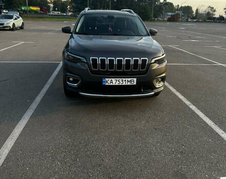 Джип Чероки 2018 в Киеве на Automoto.ua Серый Джип Чероки, объемом двигателя 3.24 л и пробегом 219 тыс. км за 16750 $, фото 5 на Automoto.ua