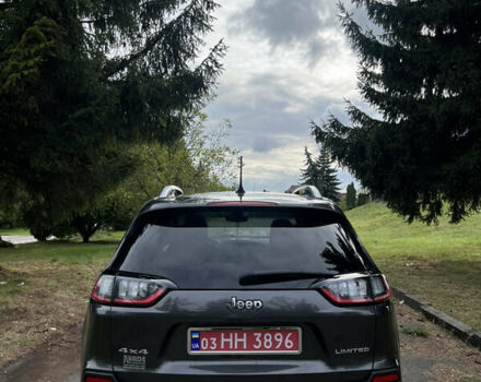 Серый Джип Чероки, объемом двигателя 3.2 л и пробегом 225 тыс. км за 15000 $, фото 3 на Automoto.ua