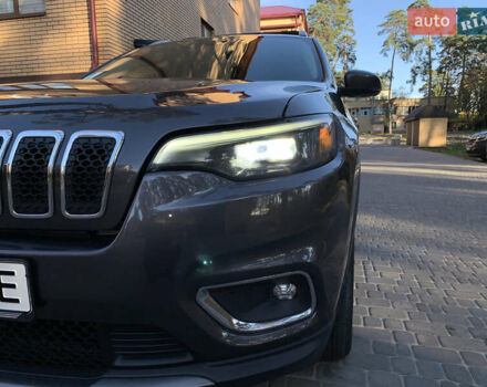 Сірий Джип Cherokee, об'ємом двигуна 2.36 л та пробігом 150 тис. км за 16600 $, фото 11 на Automoto.ua