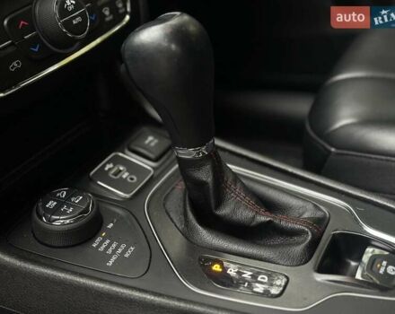 Сірий Джип Cherokee, об'ємом двигуна 1.99 л та пробігом 78 тис. км за 22500 $, фото 21 на Automoto.ua