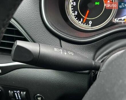 Сірий Джип Cherokee, об'ємом двигуна 3.24 л та пробігом 91 тис. км за 23290 $, фото 18 на Automoto.ua