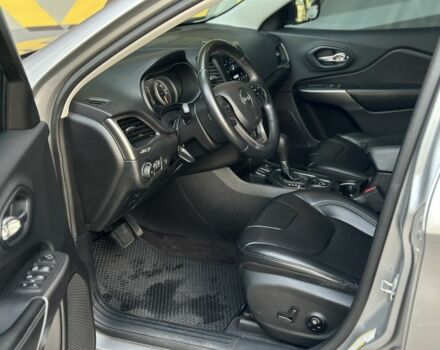 Сірий Джип Cherokee, об'ємом двигуна 2.4 л та пробігом 91 тис. км за 16500 $, фото 18 на Automoto.ua