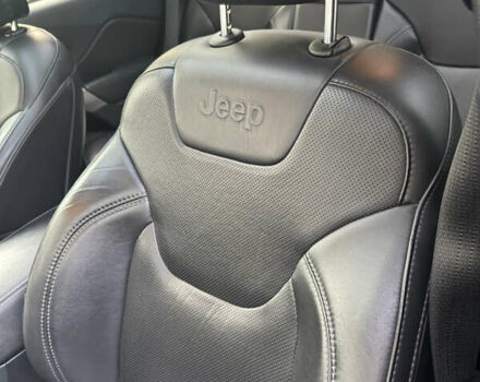 Серый Джип Чероки, объемом двигателя 3.24 л и пробегом 127 тыс. км за 22000 $, фото 14 на Automoto.ua