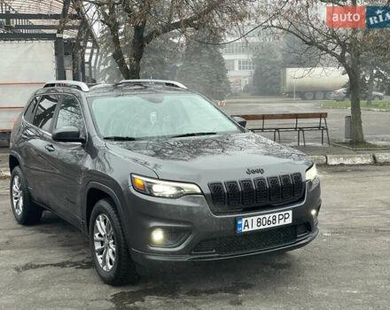Серый Джип Чероки, объемом двигателя 2.4 л и пробегом 210 тыс. км за 14500 $, фото 1 на Automoto.ua