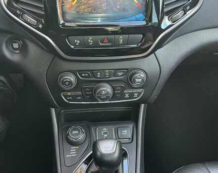 Серый Джип Чероки, объемом двигателя 3.24 л и пробегом 108 тыс. км за 19500 $, фото 52 на Automoto.ua