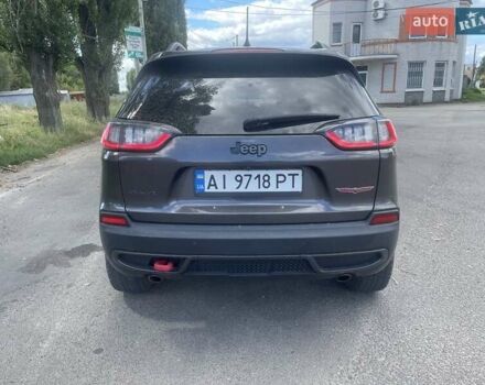 Серый Джип Чероки, объемом двигателя 3.2 л и пробегом 147 тыс. км за 19000 $, фото 3 на Automoto.ua