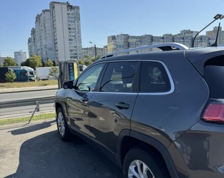 Сірий Джип Cherokee, об'ємом двигуна 2.4 л та пробігом 112 тис. км за 20700 $, фото 6 на Automoto.ua