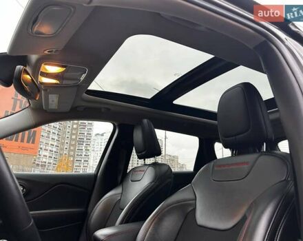 Сірий Джип Cherokee, об'ємом двигуна 3.24 л та пробігом 91 тис. км за 23290 $, фото 32 на Automoto.ua