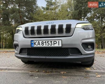Джип Чероки 2018 в Киеве на Automoto.ua Серый Джип Чероки, объемом двигателя 2.36 л и пробегом 120 тыс. км за 15900 $, фото 3 на Automoto.ua
