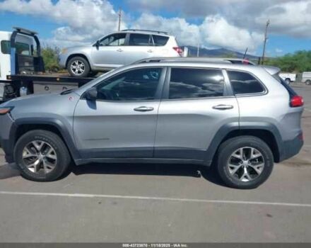 Сірий Джип Cherokee, об'ємом двигуна 2.4 л та пробігом 34 тис. км за 3000 $, фото 13 на Automoto.ua
