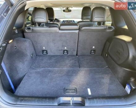 Серый Джип Чероки, объемом двигателя 2 л и пробегом 130 тыс. км за 18300 $, фото 13 на Automoto.ua