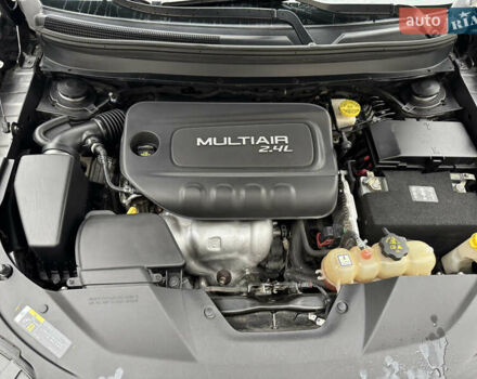 Серый Джип Чероки, объемом двигателя 2.36 л и пробегом 156 тыс. км за 17500 $, фото 21 на Automoto.ua