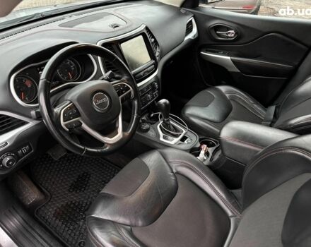 Серый Джип Чероки, объемом двигателя 2.4 л и пробегом 152 тыс. км за 15490 $, фото 29 на Automoto.ua