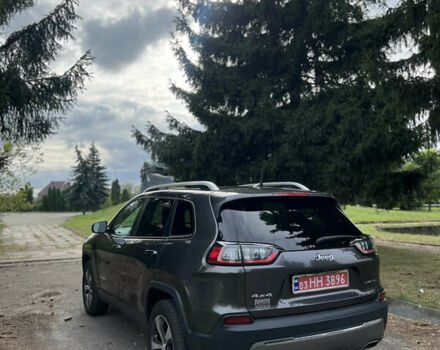 Серый Джип Чероки, объемом двигателя 3.2 л и пробегом 225 тыс. км за 15000 $, фото 2 на Automoto.ua