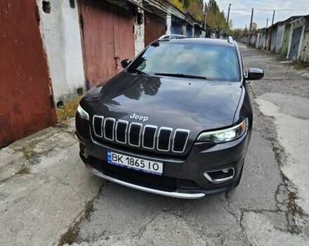 Джип Cherokee 2018 у Рівному на Automoto.ua Сірий Джип Cherokee, об'ємом двигуна 3.24 л та пробігом 150 тис. км за 19800 $, фото 8 на Automoto.ua