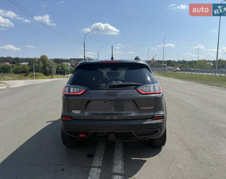 Сірий Джип Cherokee, об'ємом двигуна 3.24 л та пробігом 168 тис. км за 14300 $, фото 4 на Automoto.ua