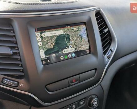 Сірий Джип Cherokee, об'ємом двигуна 2 л та пробігом 109 тис. км за 18700 $, фото 18 на Automoto.ua