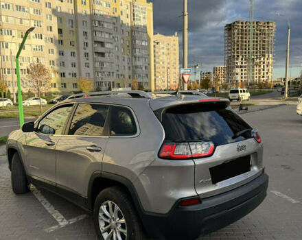 Сірий Джип Cherokee, об'ємом двигуна 2.36 л та пробігом 131 тис. км за 14900 $, фото 6 на Automoto.ua