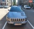 Серый Джип Чероки, объемом двигателя 2.36 л и пробегом 100 тыс. км за 17999 $, фото 1 на Automoto.ua